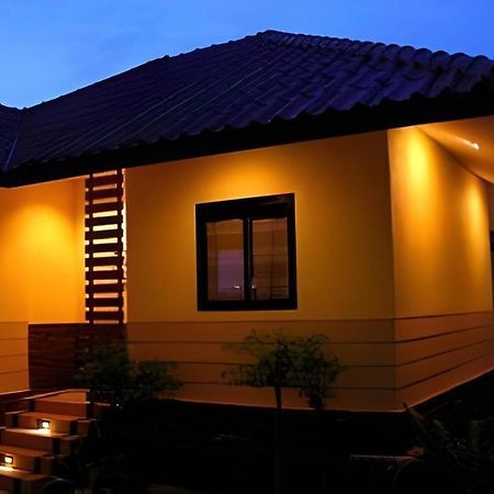 Tanisa Resort Chumphon Esterno foto