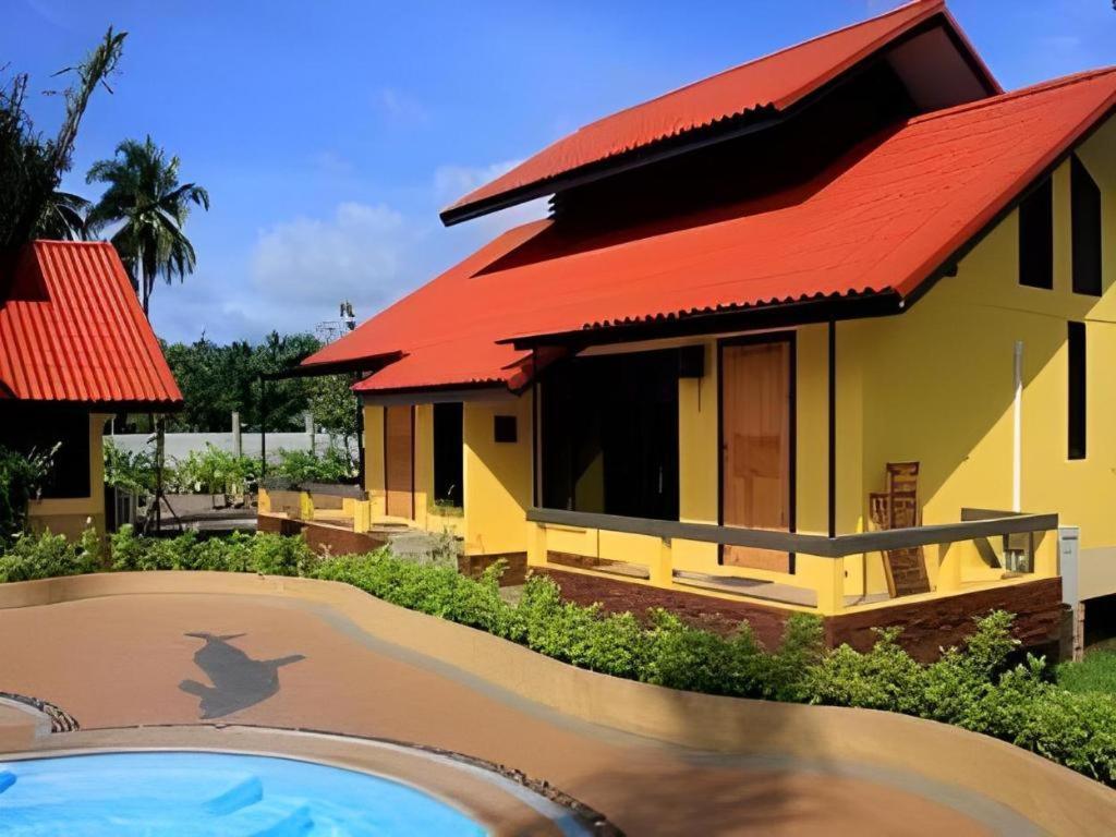 Tanisa Resort Chumphon Esterno foto