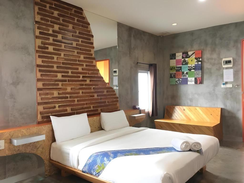 Tanisa Resort Chumphon Esterno foto